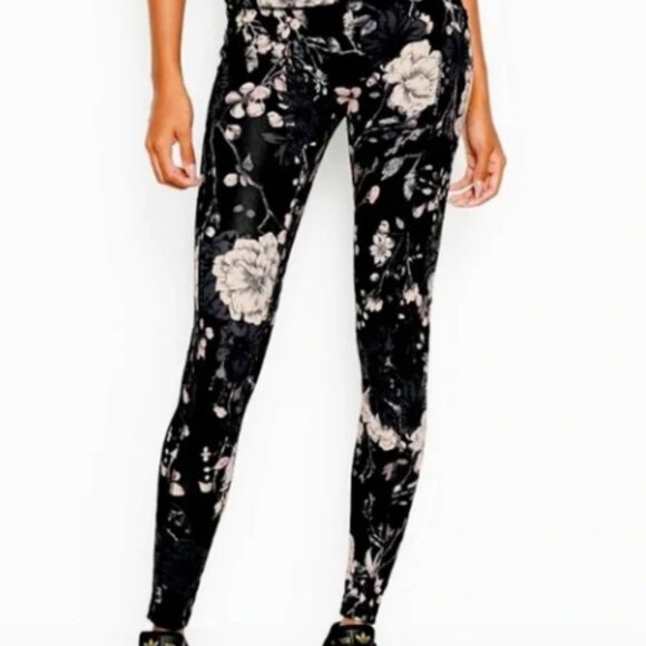 Victoria's Secret black floral full length leggings with side pockets size M - Picture 2 of 7